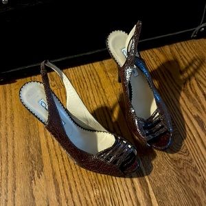 Open toe, brown leather heel